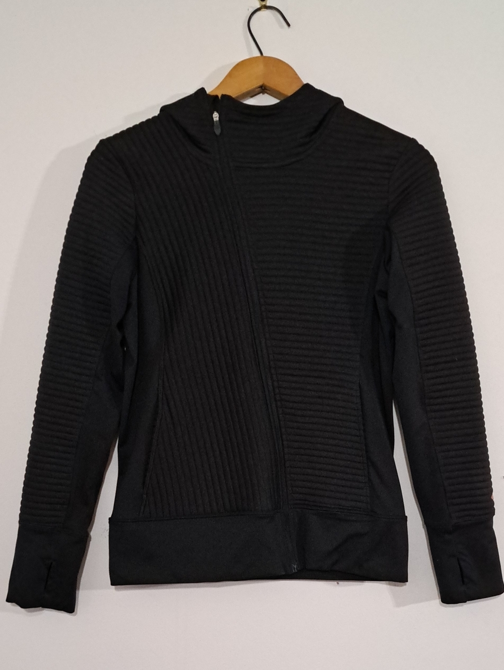 Brooks Black Ribbed Zip-Up Crew Neck Sweater